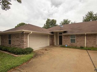 1712 Timber Creek Dr, Tyler, TX 75703