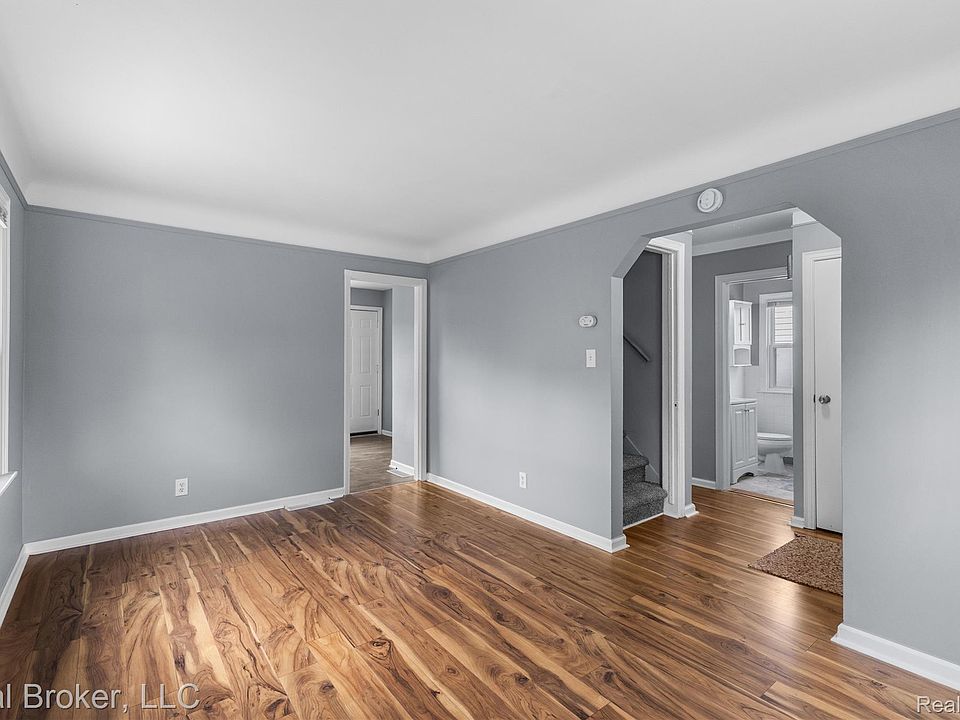 4637 University Pl, photo 5