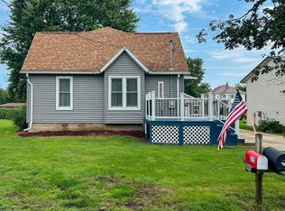 815 Ainsworth St, Jesup, IA 50648