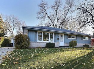 N84W15031 James Ave, Menomonee Falls, WI 53051