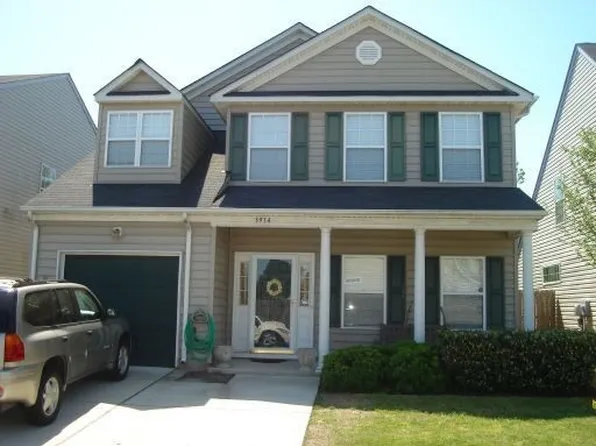 3934 River Breeze Cir, Chesapeake, VA 23321