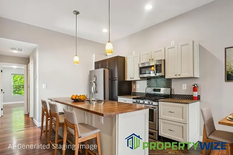 3 bed, 2.0 bath, 2180 sqft, $3,000 — Photo 2