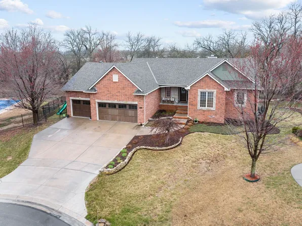 1611 Silver Pointe Ct S, Andover, KS 67002