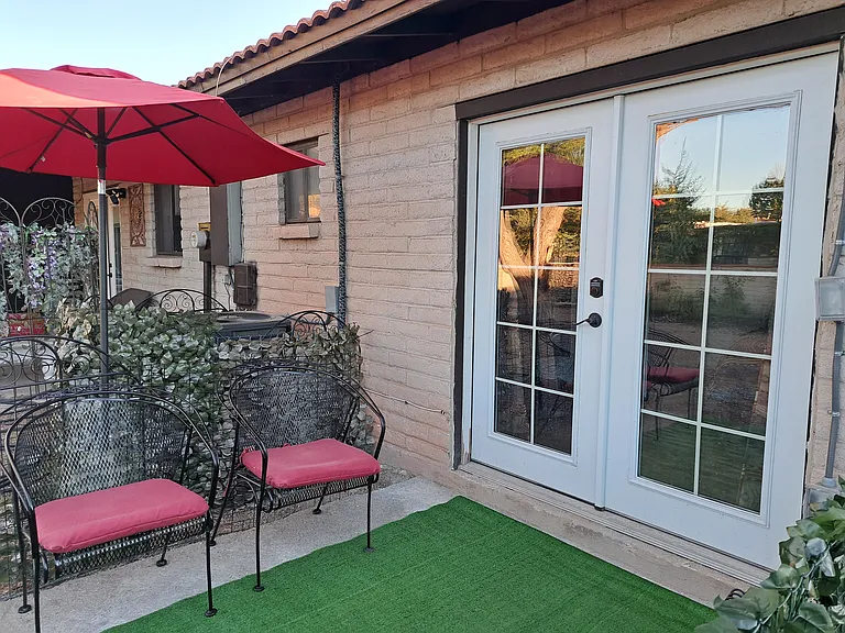 942 S Abrego Dr #1 — Photo 2