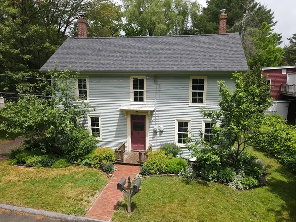 30 Crosby Street, Orono, ME 04473