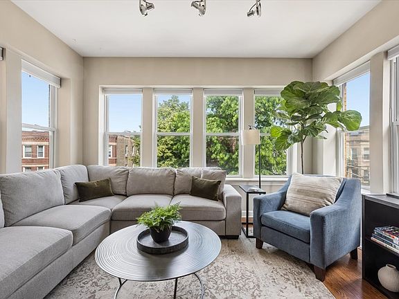 2nd image of 2114 N Spaulding Ave APT 2
