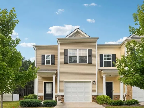 3324 Estes Dr, Atlanta, GA 30349
