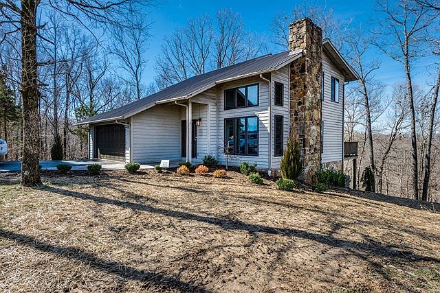 1st image of 4889 Fox Knob Ln