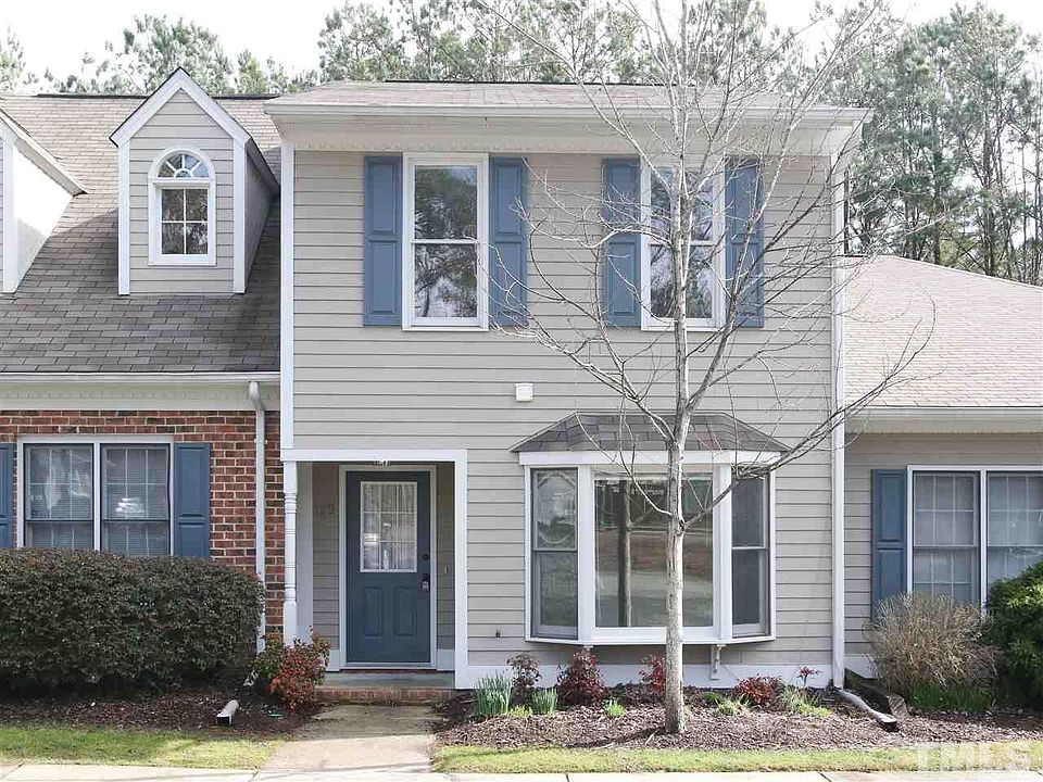 1st image of 129 Forest Oaks Dr