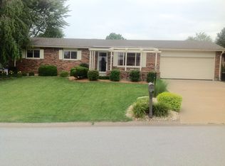 1318 Kingsley Ct, Quincy, IL 62301
