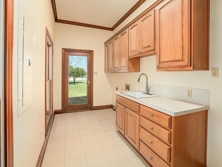 3900 Shell Rd — Photo 27