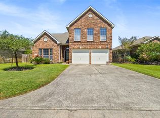 427 Pinewood Ridge Dr, Spring, TX 77386