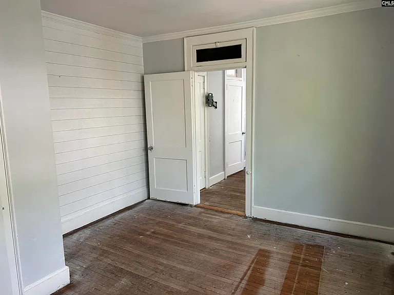303 King St — Photo 24
