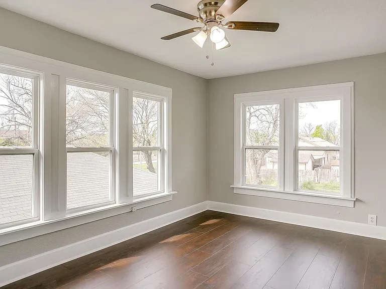 2932 Travis Ave — Photo 25