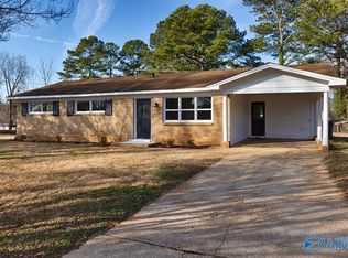 1707 Sebring St NW, Huntsville, AL 35816