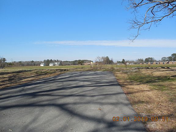 3rd image of 309 Oak Forest Dr