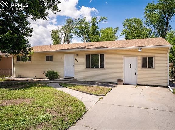 5th image of 104 Sumac Dr