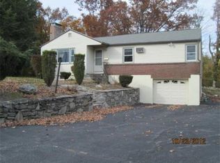 10 Rustic Dr, Worcester, MA 01609