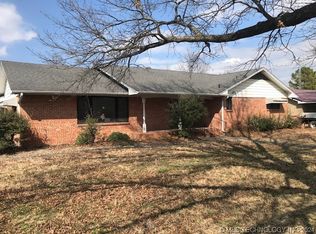 500 N Gulf St, Holdenville, OK 74848