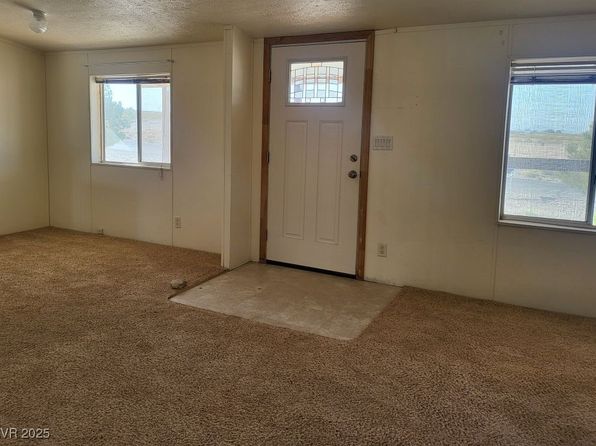 1220 E Bell Vista Ave, Pahrump, NV 89060