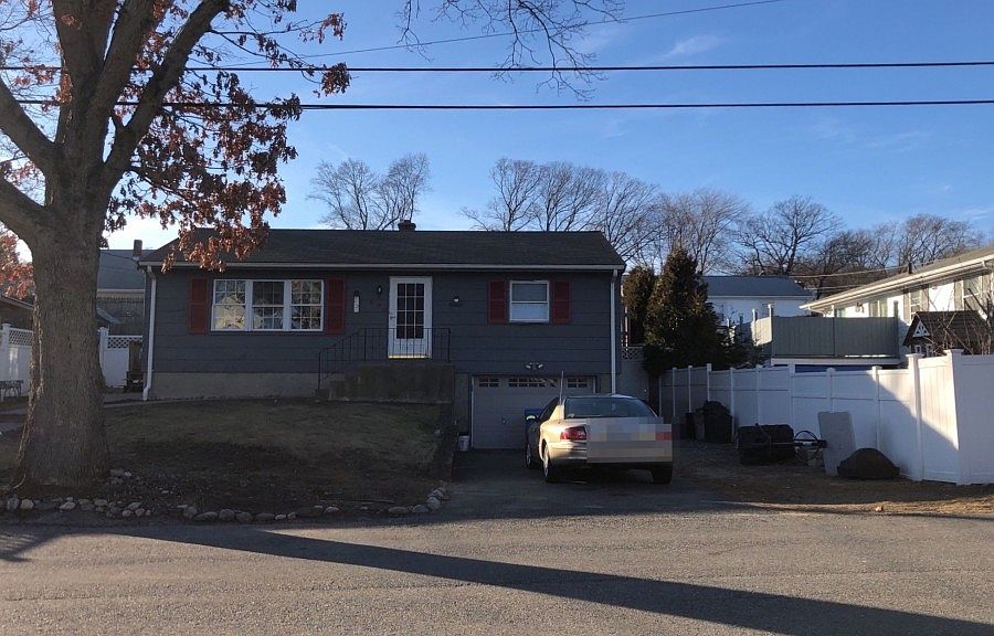 1st image of 400 England St