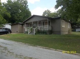 506 S Hickory St, Harrison, AR 72601