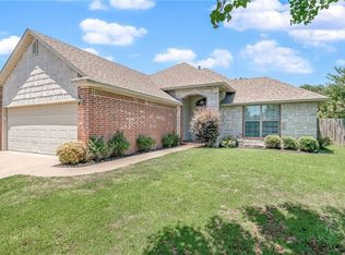 1914 Ingalls Ln, Alma, AR 72921