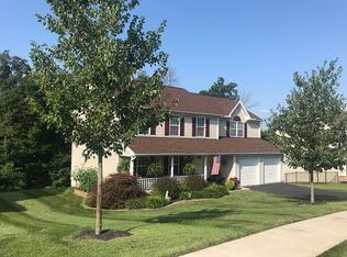 54 Sawgrass Dr, Reading, PA 19606