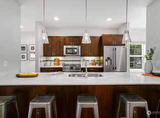 18234 73rd Ave NE, Kenmore, WA 98028