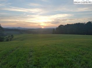 Tbd Crestview Mountain Dr, Ennice, NC 28623