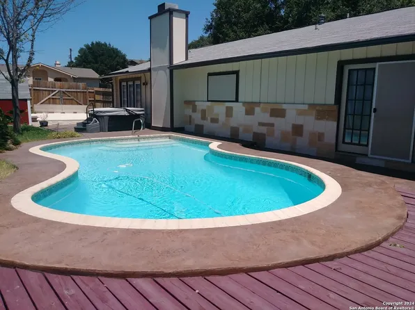 16019 CROSS COUNTRY ST, San Antonio, TX 78247
