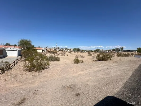 4711 E Bayside Dr, Topock, AZ 86436