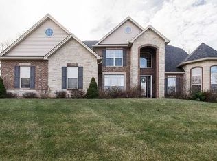 15 Golden Oak Ct, Wentzville, MO 63385