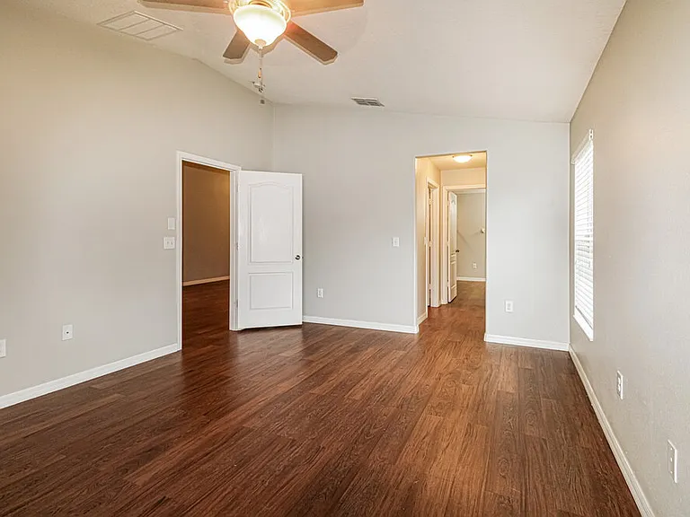 18408 Waydale Loop — Photo 7
