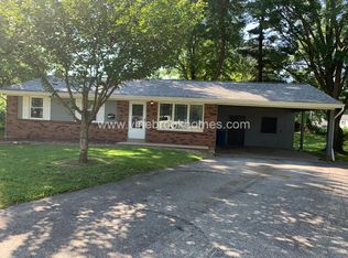 14 Alandale Ct, Florissant, MO 63031
