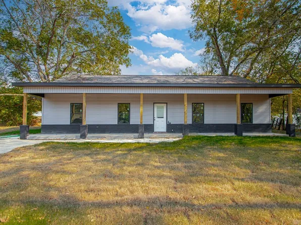910 Thelma St, Benton, AR 72015