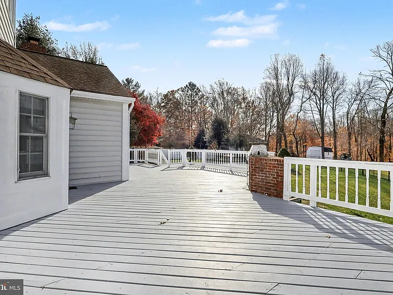 1215 Heritage Hills Dr — Photo 40
