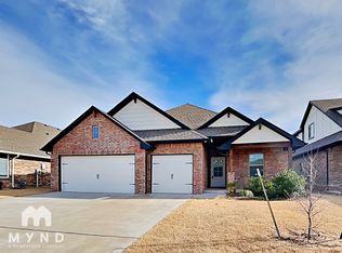 5400 Riverrun Ct, Arcadia, OK 73007