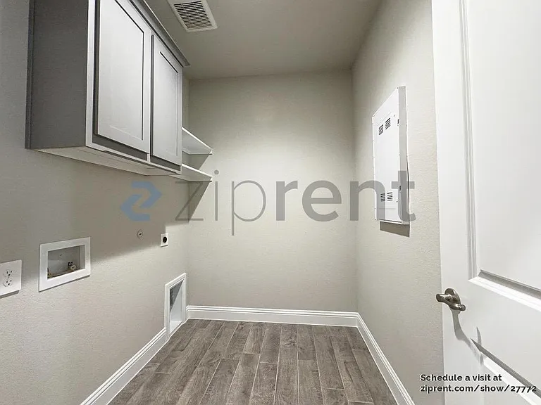 3108 Lionsgate Dr — Photo 15