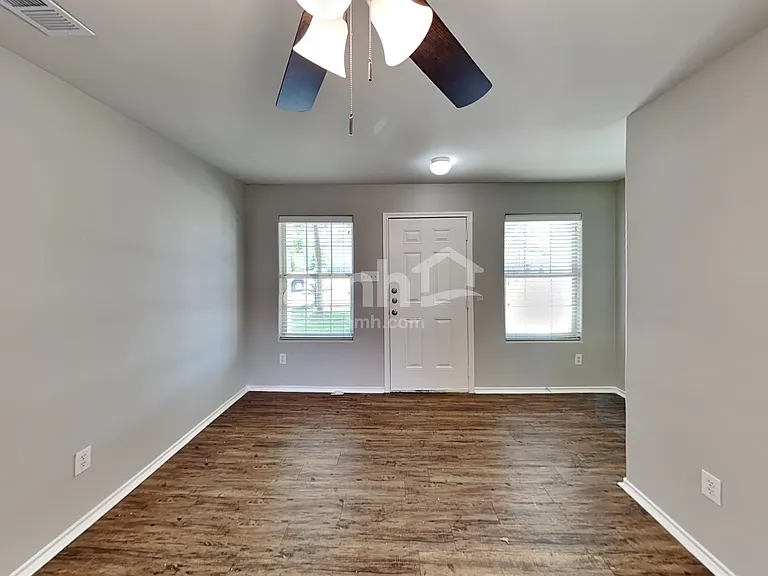 2321 Shady Birch Dr — Photo 6