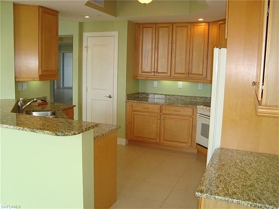5th image of 4192 Bay Beach Ln Unit 842