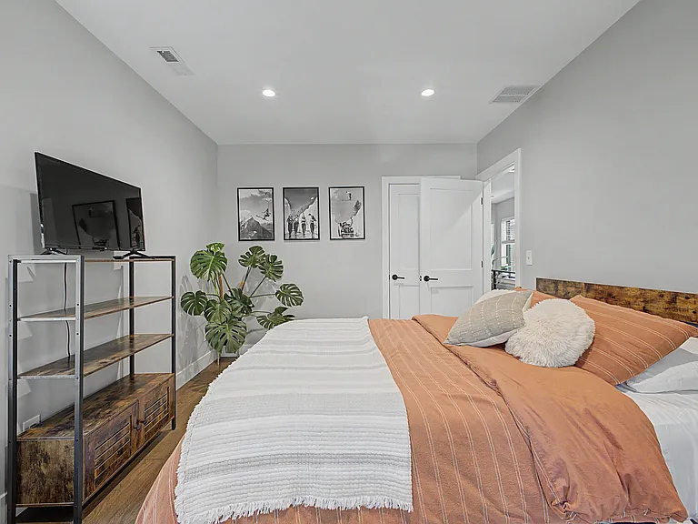 1371 Raleigh St — Photo 19