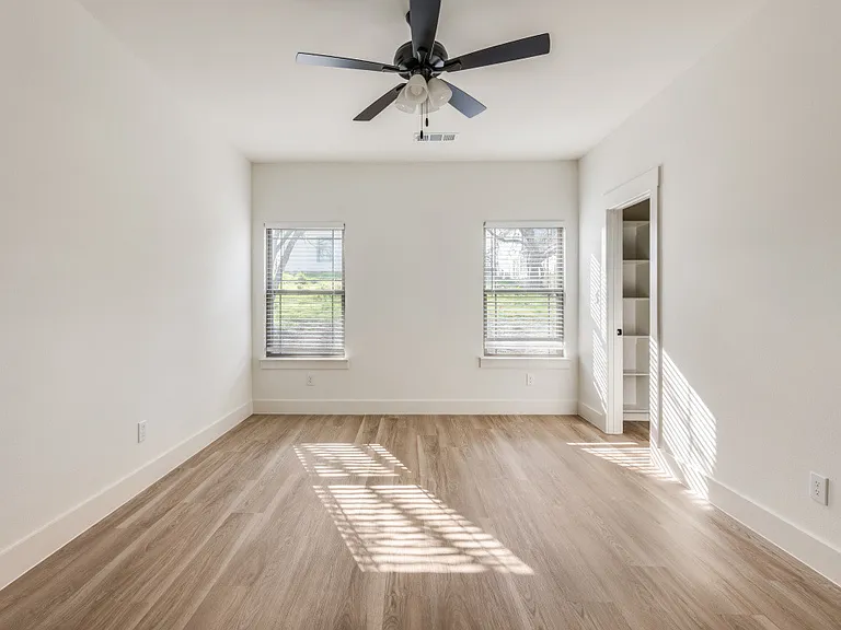 1224 Elva Warren St — Photo 13