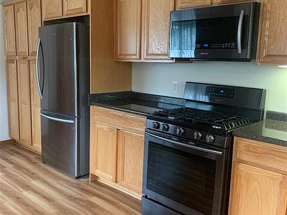 3rd image of 337 Horace Ave