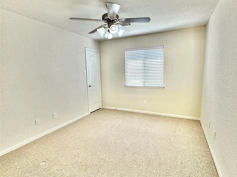 1307 Surecrop Ln — Photo 13