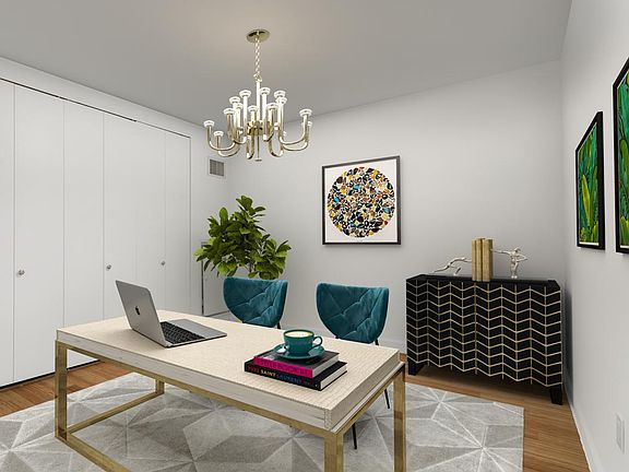 4th image of 320 W 38th St APT 404