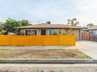 213 Ferguson Ave, Bakersfield, CA 93308