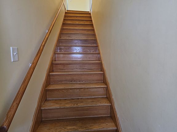 5th image of 1211 Jules St #1/2