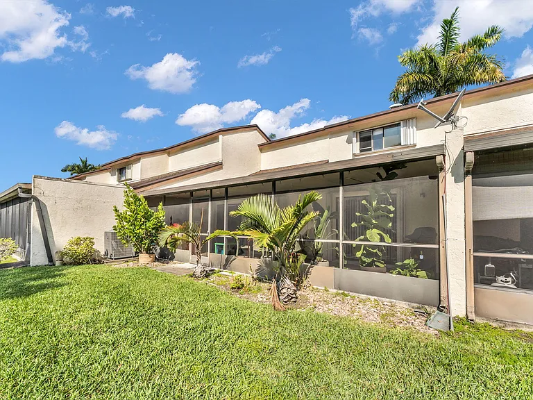 20824 Boca Ridge Dr N — Photo 34