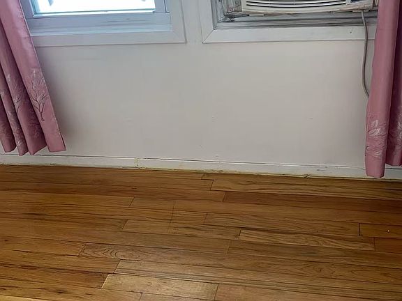 4th image of 104-36 118th St
